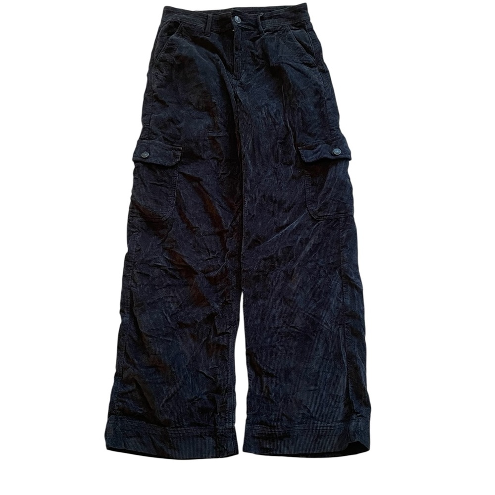 American Eagle Women’s Corduroy Black Cargo Pants size 4